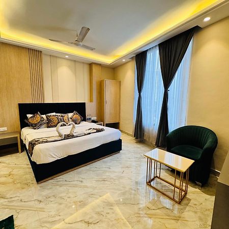Hotel 51 Amritsar Exterior photo