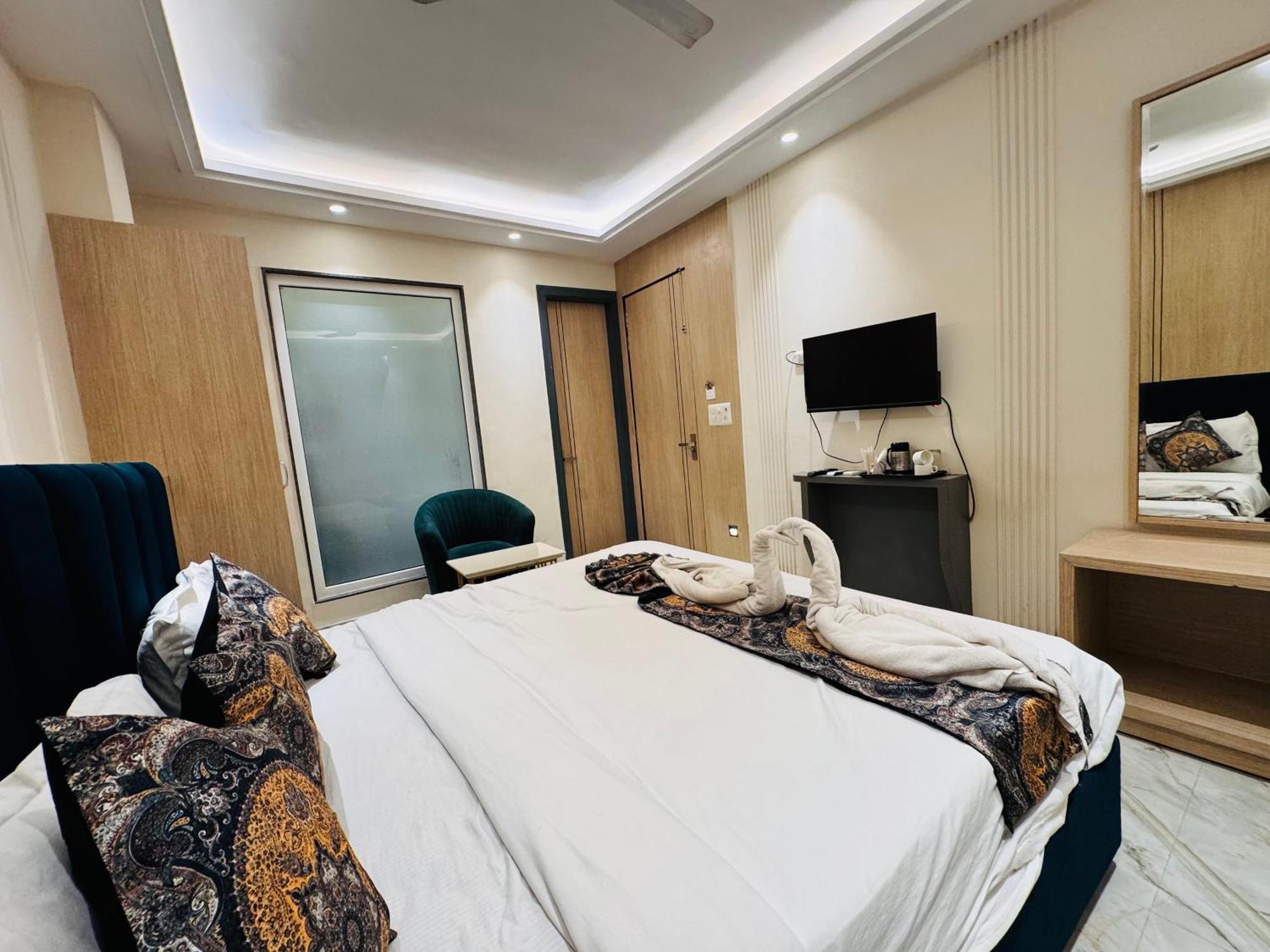 Hotel 51 Amritsar Exterior photo